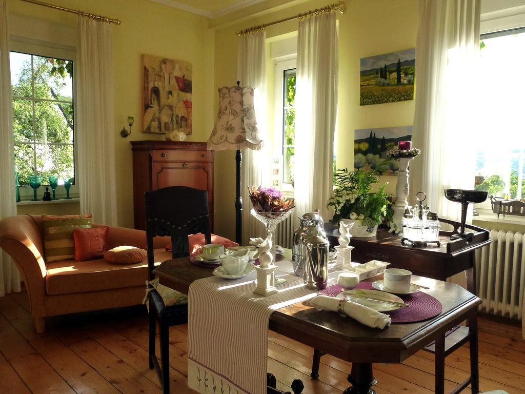 Romantikzimmer Im Antiquariat Sonnschied Δωμάτιο φωτογραφία