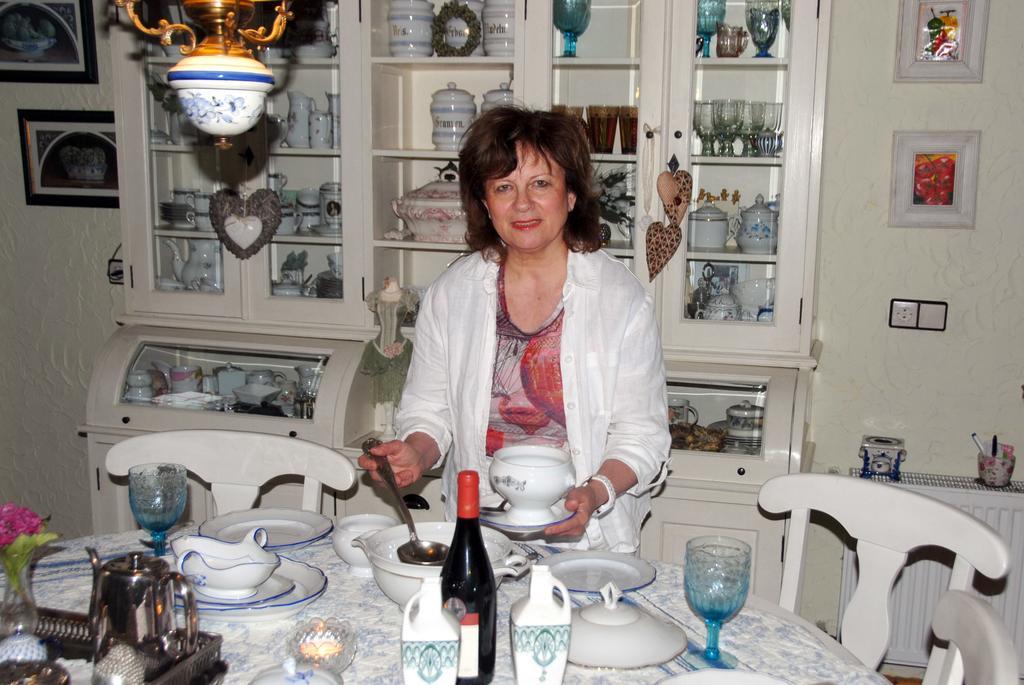 Romantikzimmer Im Antiquariat Sonnschied Δωμάτιο φωτογραφία