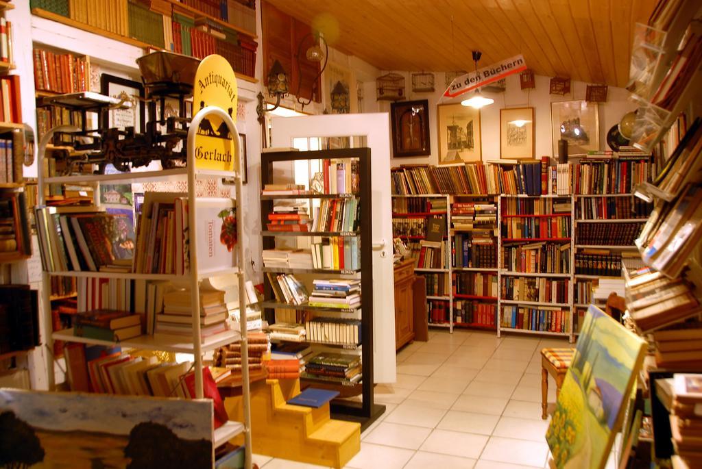 Romantikzimmer Im Antiquariat Sonnschied Δωμάτιο φωτογραφία