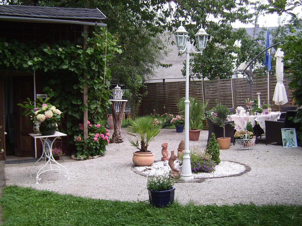 Romantikzimmer Im Antiquariat Sonnschied Δωμάτιο φωτογραφία
