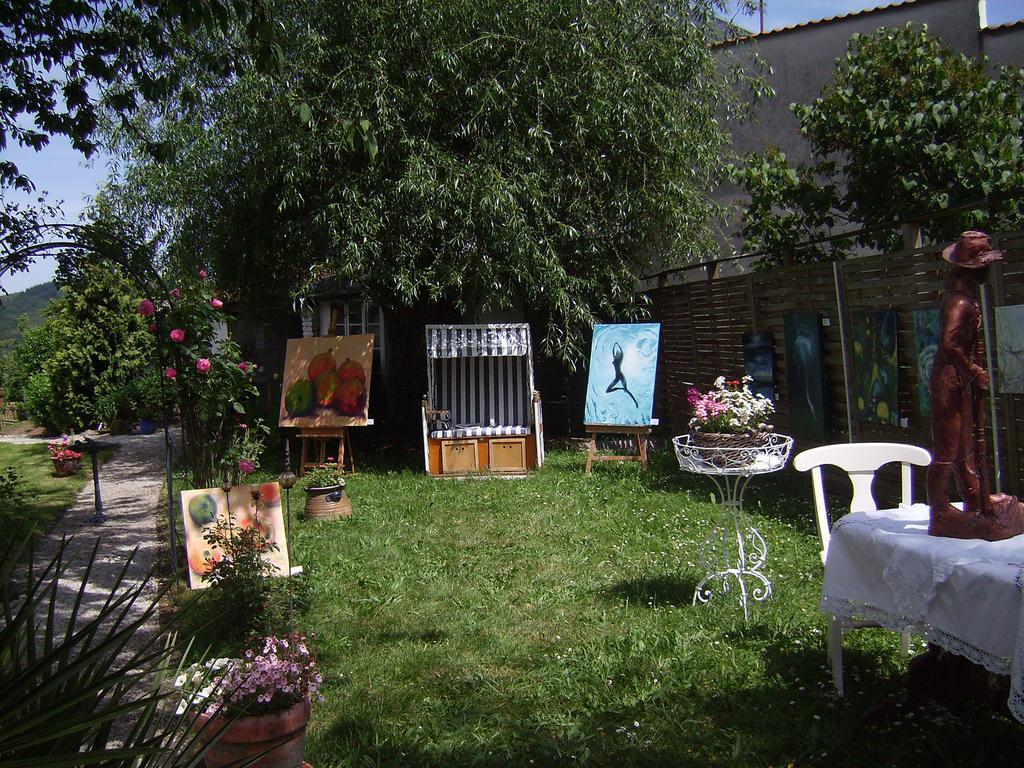Romantikzimmer Im Antiquariat Sonnschied Δωμάτιο φωτογραφία